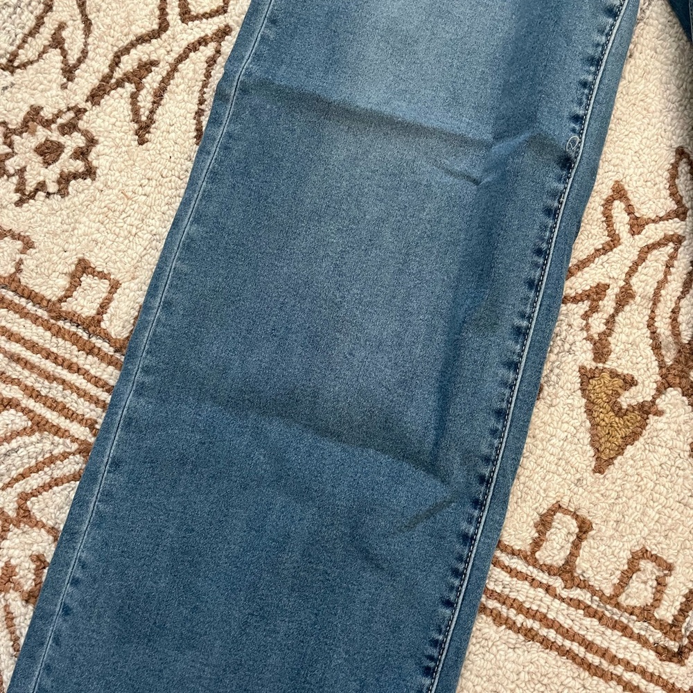 Vervet Women's Wide Leg Jeans in Classic Blue, Midrise, Raw Hem - Picture 5 of 8